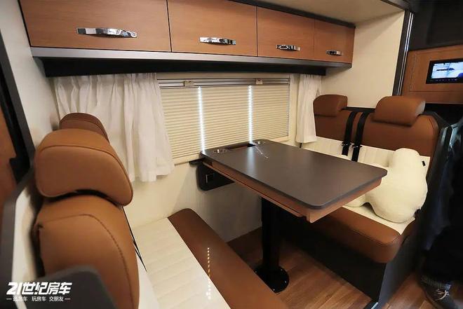 ｜全面进化！威尼斯房车亮相北京展pg模拟器电脑版912北京房